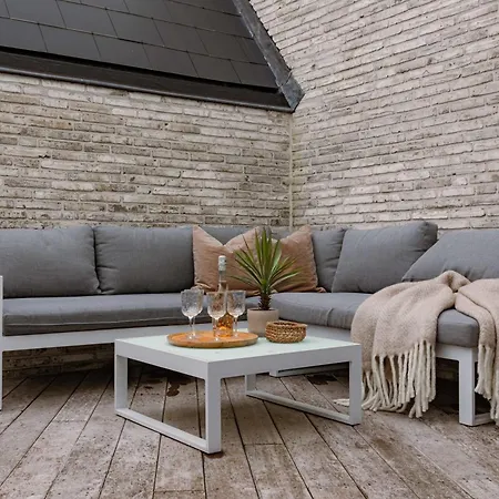 Huswell - Spacious Top-floor With Private Parking * Middelkerke